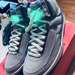 J BALVIN and OW GREEN STRIKE